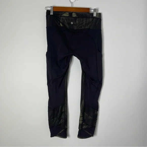 Lululemon Athletica Fresh Mesh Run Crop Leggings Size 6 - Picture 9 of 10